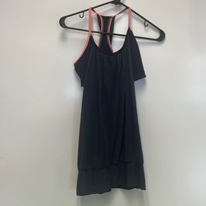Lululemon No Limits Navy Racerback Tank with built-in bra sz 8